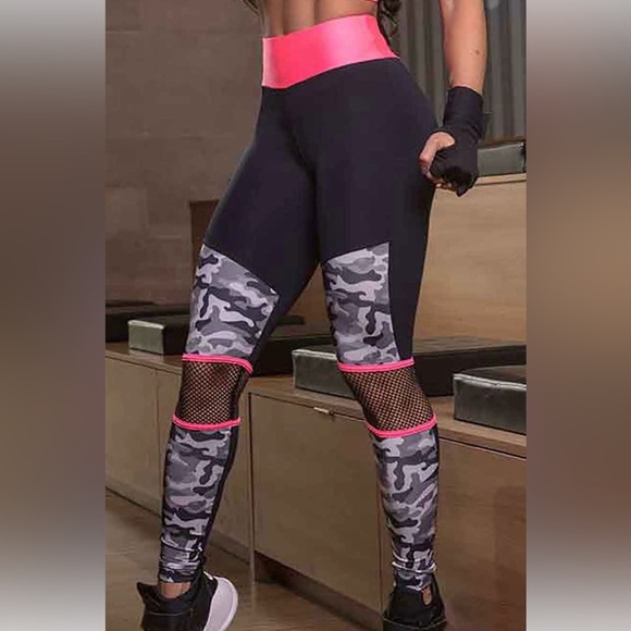 Hipkini Pants - Women's Camouflage Leggings with Pink Accents